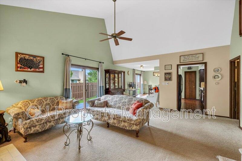 Condo for rent at 1 Lyndhurst Village Court, Savoy, IL 61874