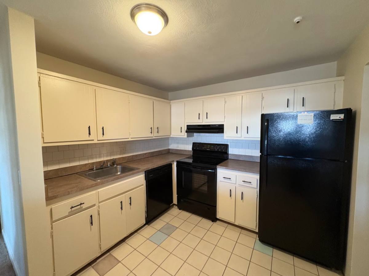 Apartment for rent at 740 Central St #H21, Leominster, MA 01453