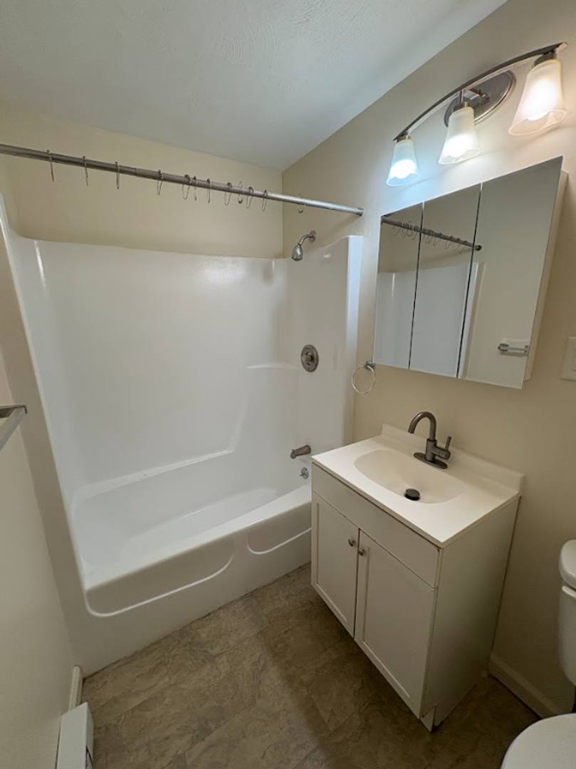 Apartment for rent at 740 Central St #H21, Leominster, MA 01453