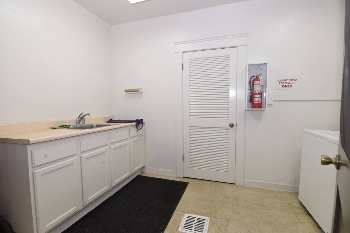 Apartment for rent at 615-627 S El Molino Ave, Pasadena, CA 91106