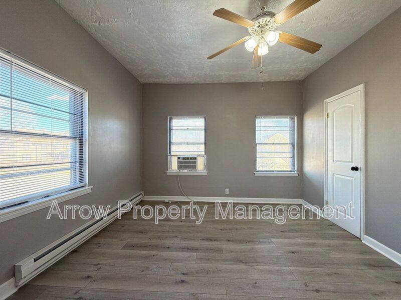 Apartment for rent at 1645 E St #2, Lincoln, NE 68508