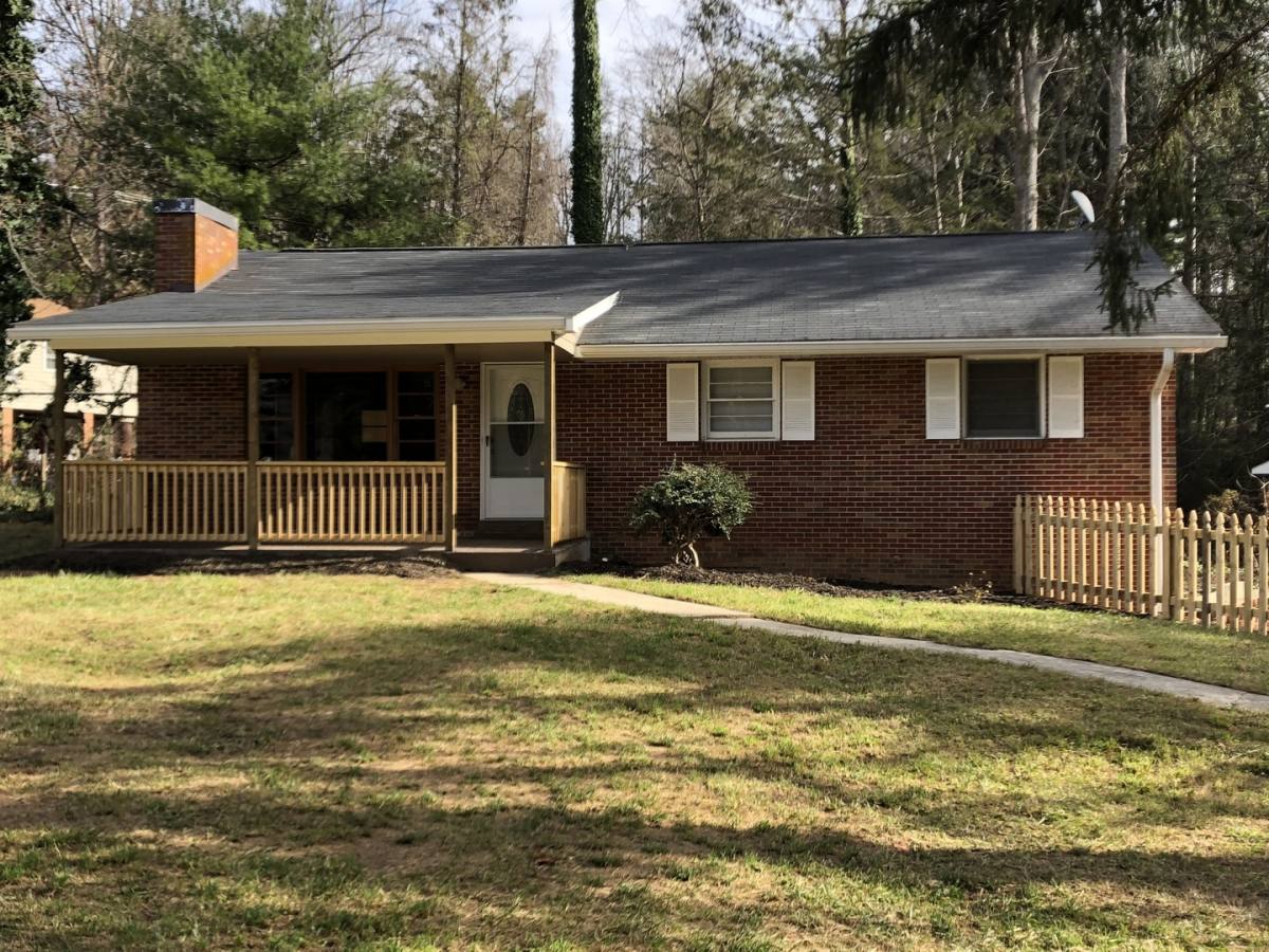 House for rent at 3810 Sweeten Creek, Arden, NC 28704