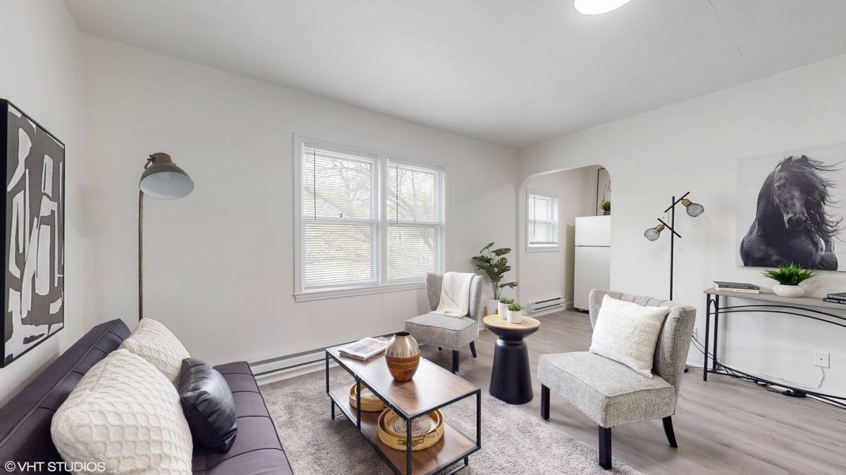 Apartment for rent at 2650 Cottage Grove, Des Moines, IA 50311