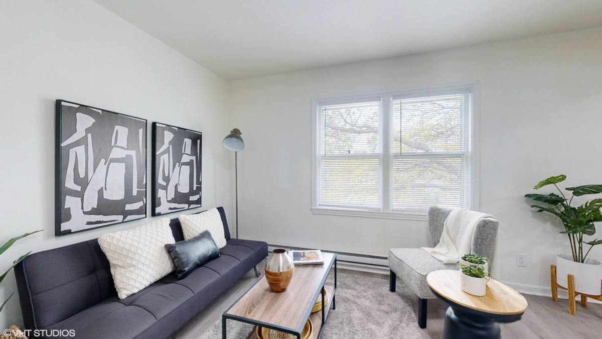 Apartment for rent at 2650 Cottage Grove, Des Moines, IA 50311