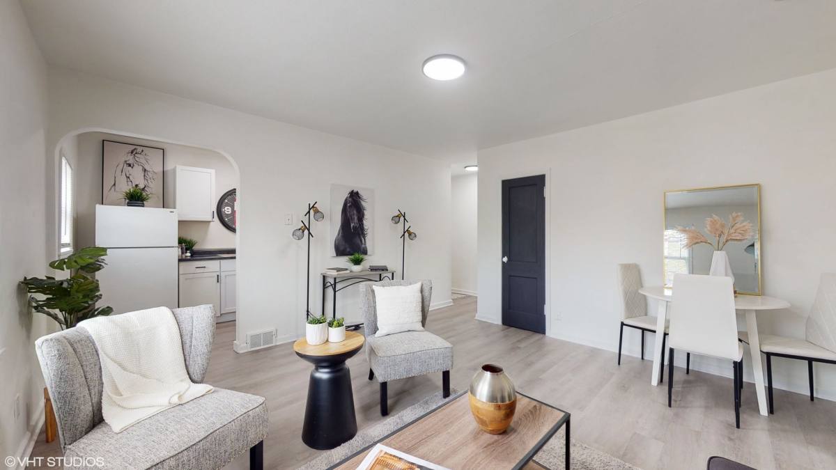 Apartment for rent at 2650 Cottage Grove, Des Moines, IA 50311