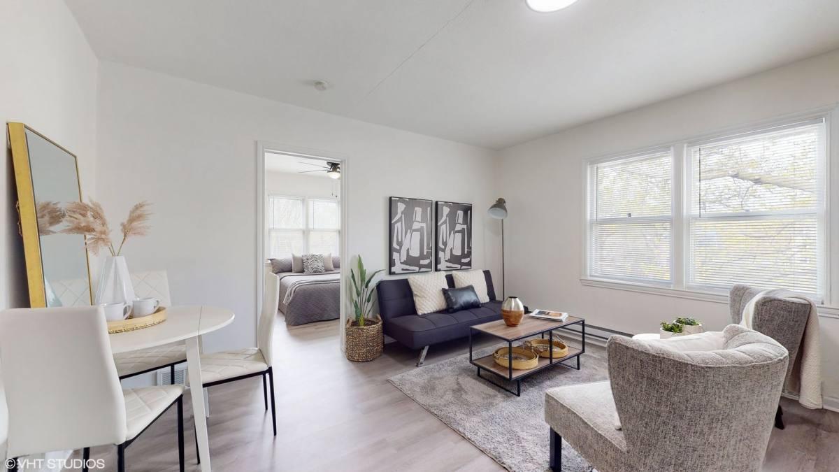 Apartment for rent at 2650 Cottage Grove, Des Moines, IA 50311