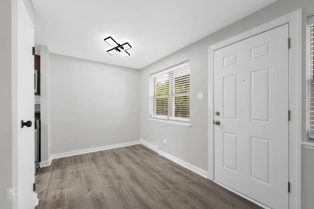 Apartment for rent at 7800 S Shore Dr, Chicago, IL 60649