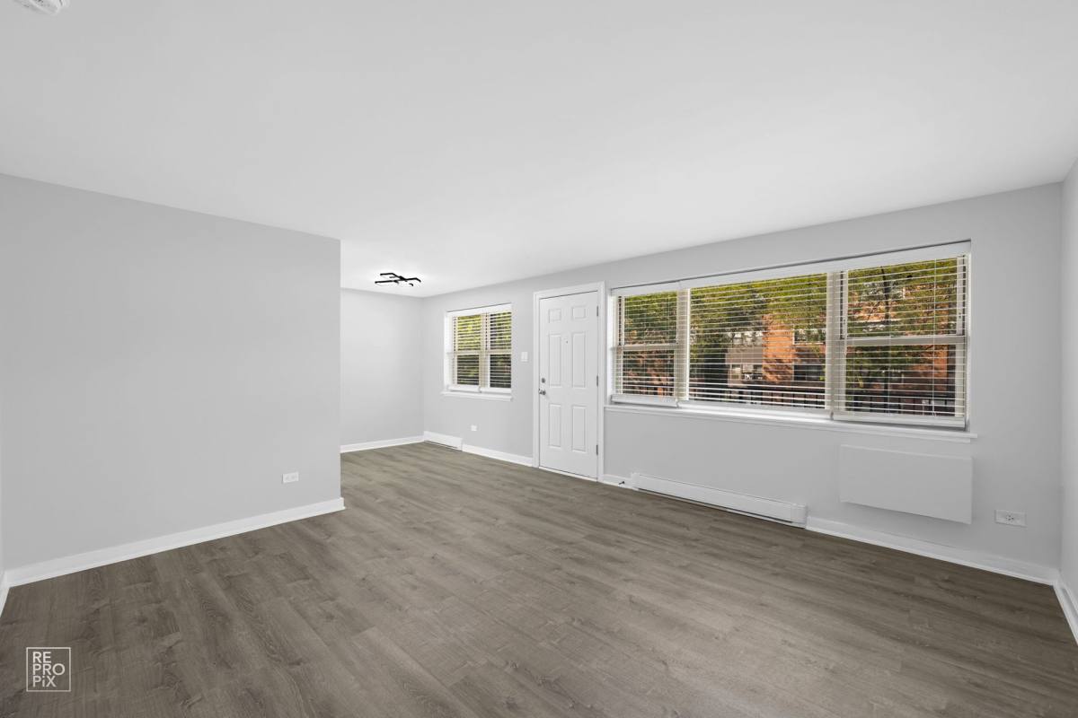 Apartment for rent at 7800 S Shore Dr, Chicago, IL 60649