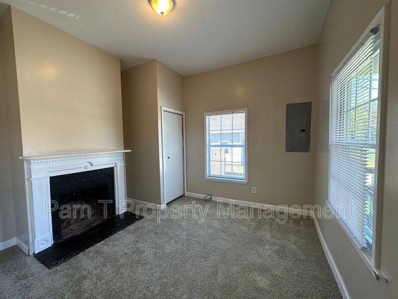 Apartment for rent at 701 Atlanta St, Savannah, GA 31405