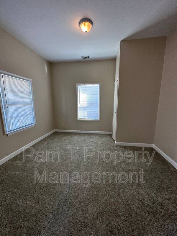 Apartment for rent at 701 Atlanta St, Savannah, GA 31405