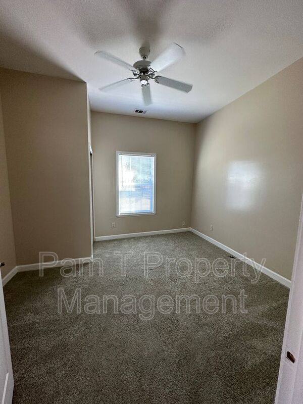 Apartment for rent at 701 Atlanta St, Savannah, GA 31405