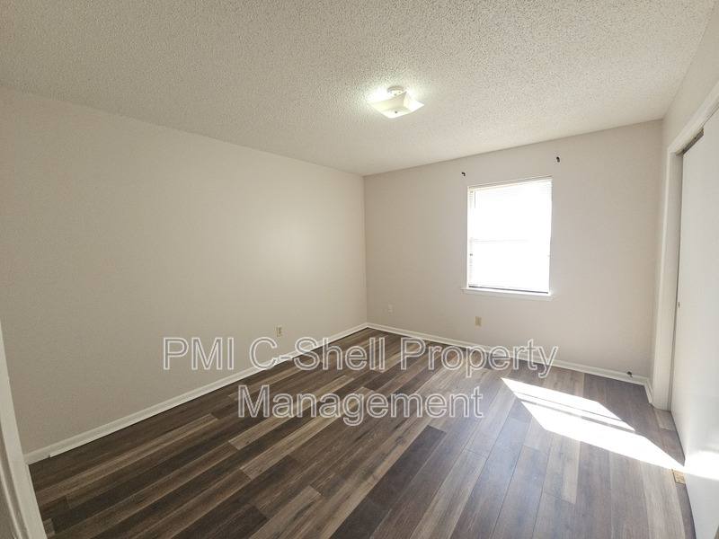 Condo for rent at 6 Clyde St, Pensacola, FL 32503