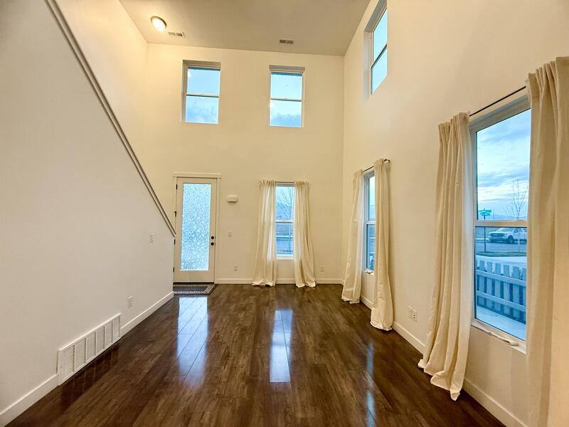 Townhouse for rent at 10539 S Liv Way, South Jordan, UT 84009