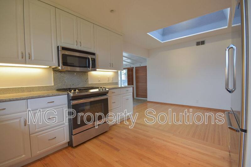 House for rent at 521 Rowland Blvd, Novato, CA 94947