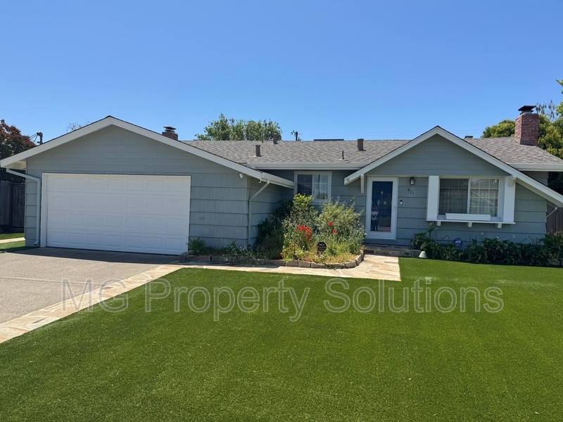 House for rent at 521 Rowland Blvd, Novato, CA 94947