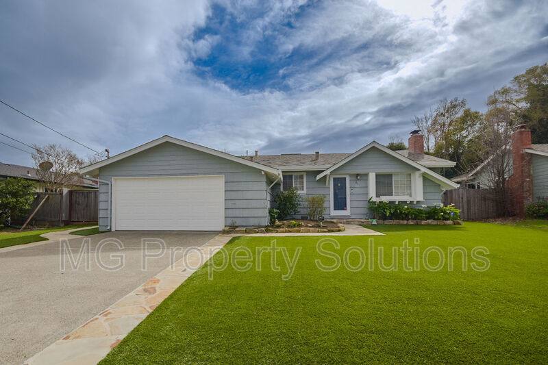 House for rent at 521 Rowland Blvd, Novato, CA 94947