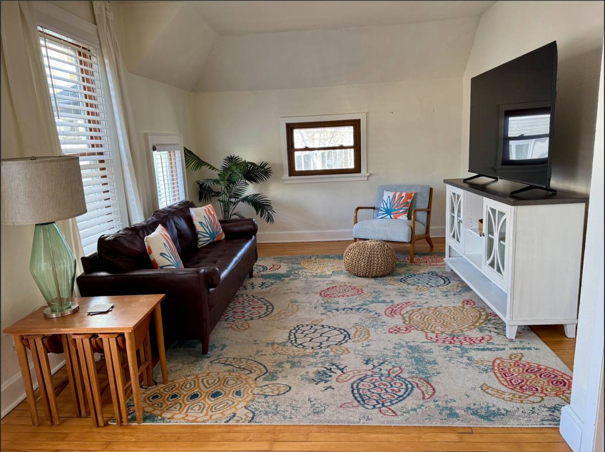 Apartment for rent at 729 Jenifer St, Madison, WI 53703