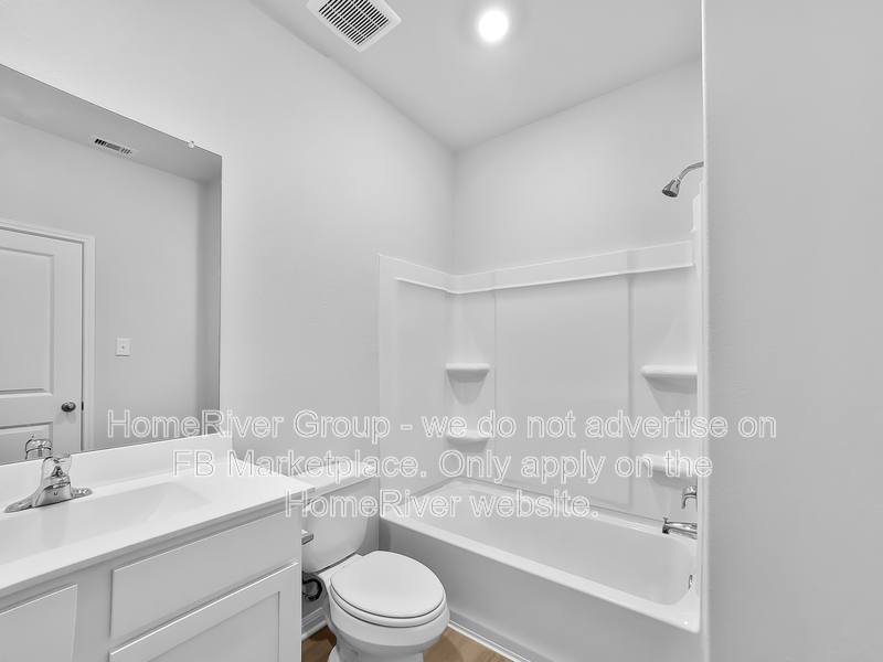 House for rent at 2510 Green Jasper Dr, Rosharon, TX 77583
