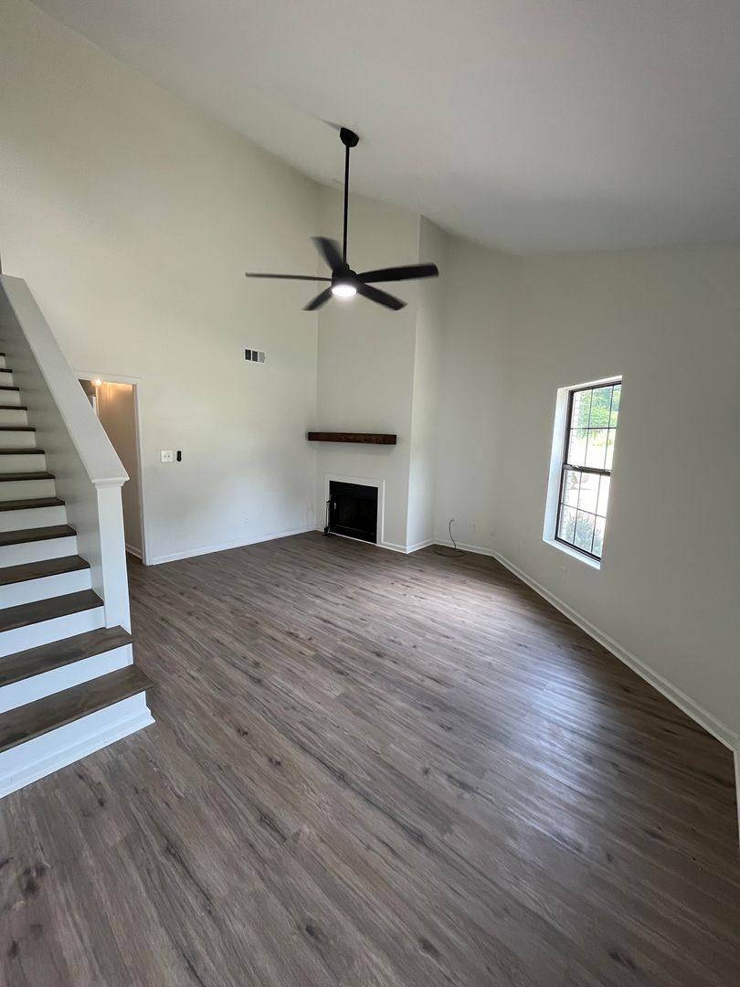 Condo for rent at 105 Golf Club Rd, Oxford, MS 38655