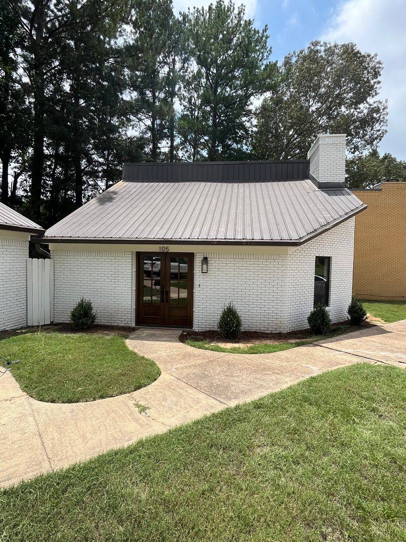 Condo for rent at 105 Golf Club Rd, Oxford, MS 38655