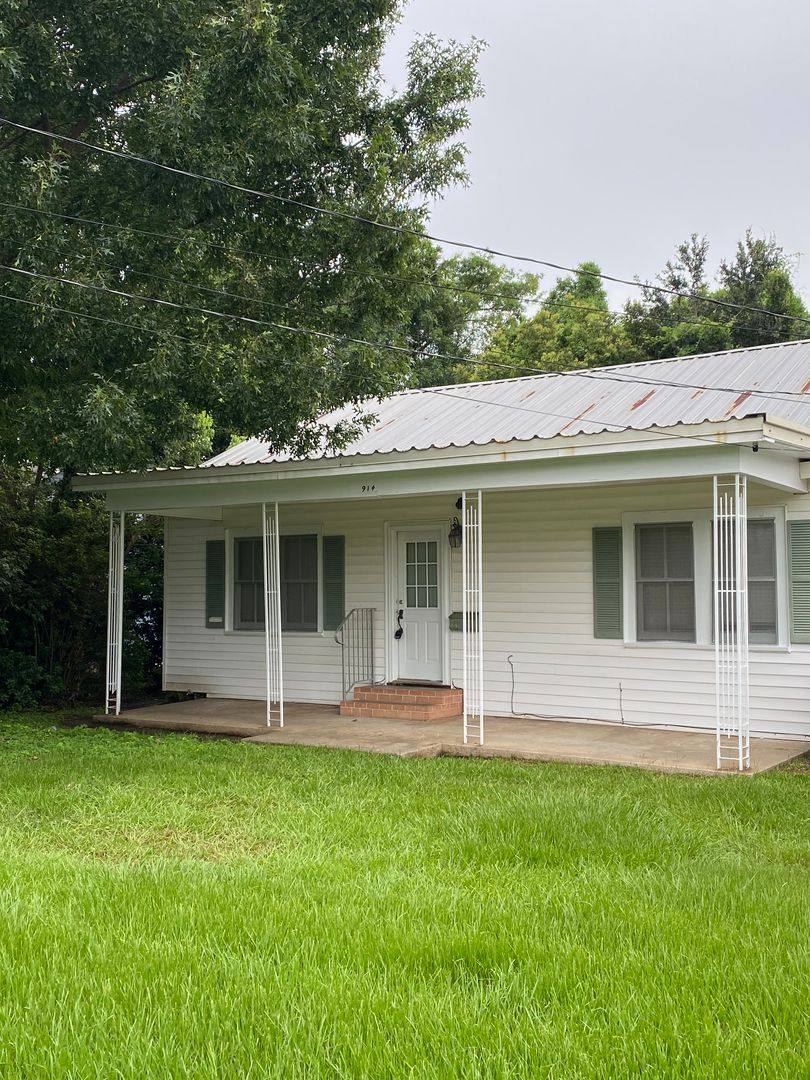 House for rent at 914 St Patrick, Lafayette, LA 70506