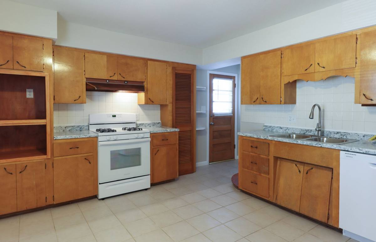 Apartment for rent at 306 E Highway 124, Hallsville, MO 65255