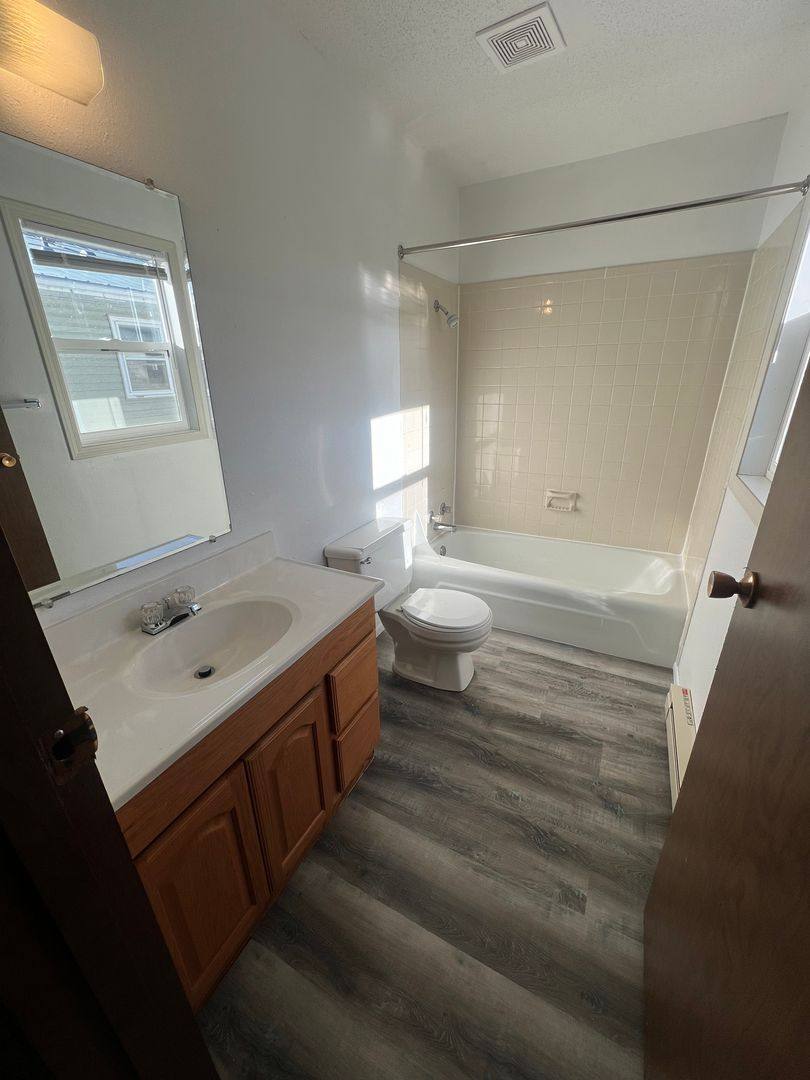 Apartment for rent at 1210 39th St N, Grand Forks, ND 58203