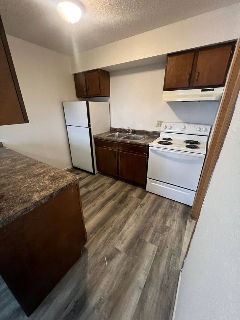 Apartment for rent at 1210 39th St N, Grand Forks, ND 58203