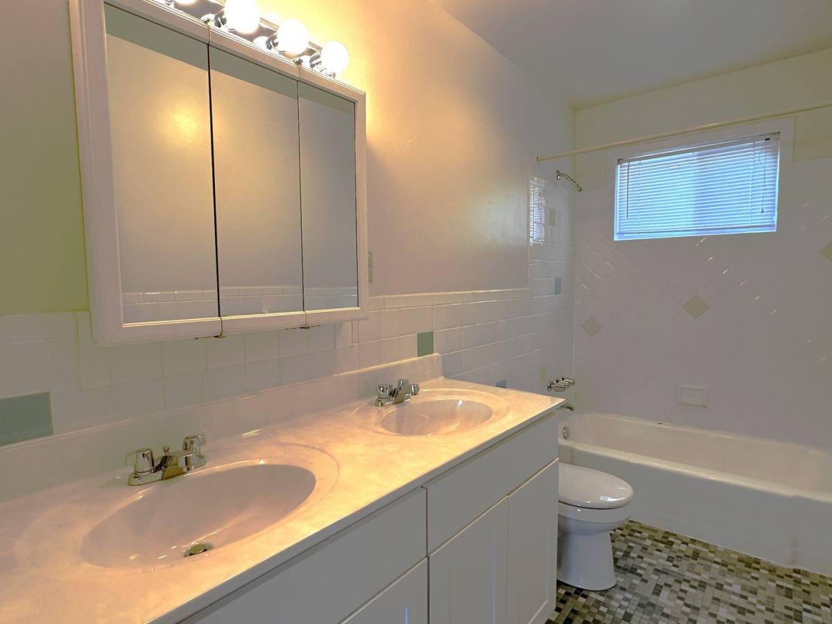 Apartment for rent at 3800 Elmerton Ave, Harrisburg, PA 17109