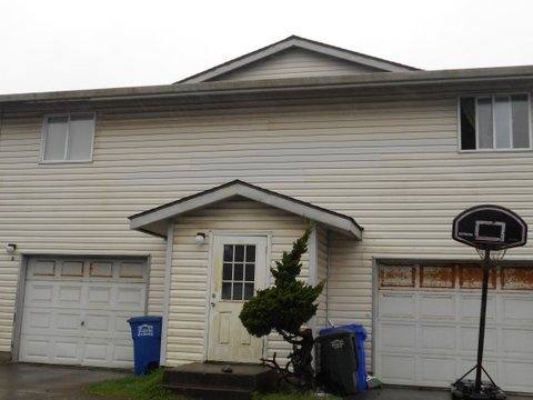 Apartment for rent at 530 SW Fall St, Newport, OR 97365