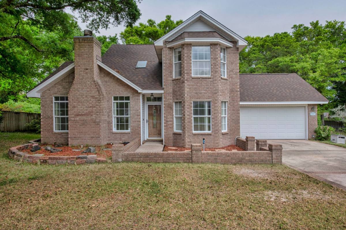 House for rent at 6740 Scott's Place, Pensacola, FL 32526