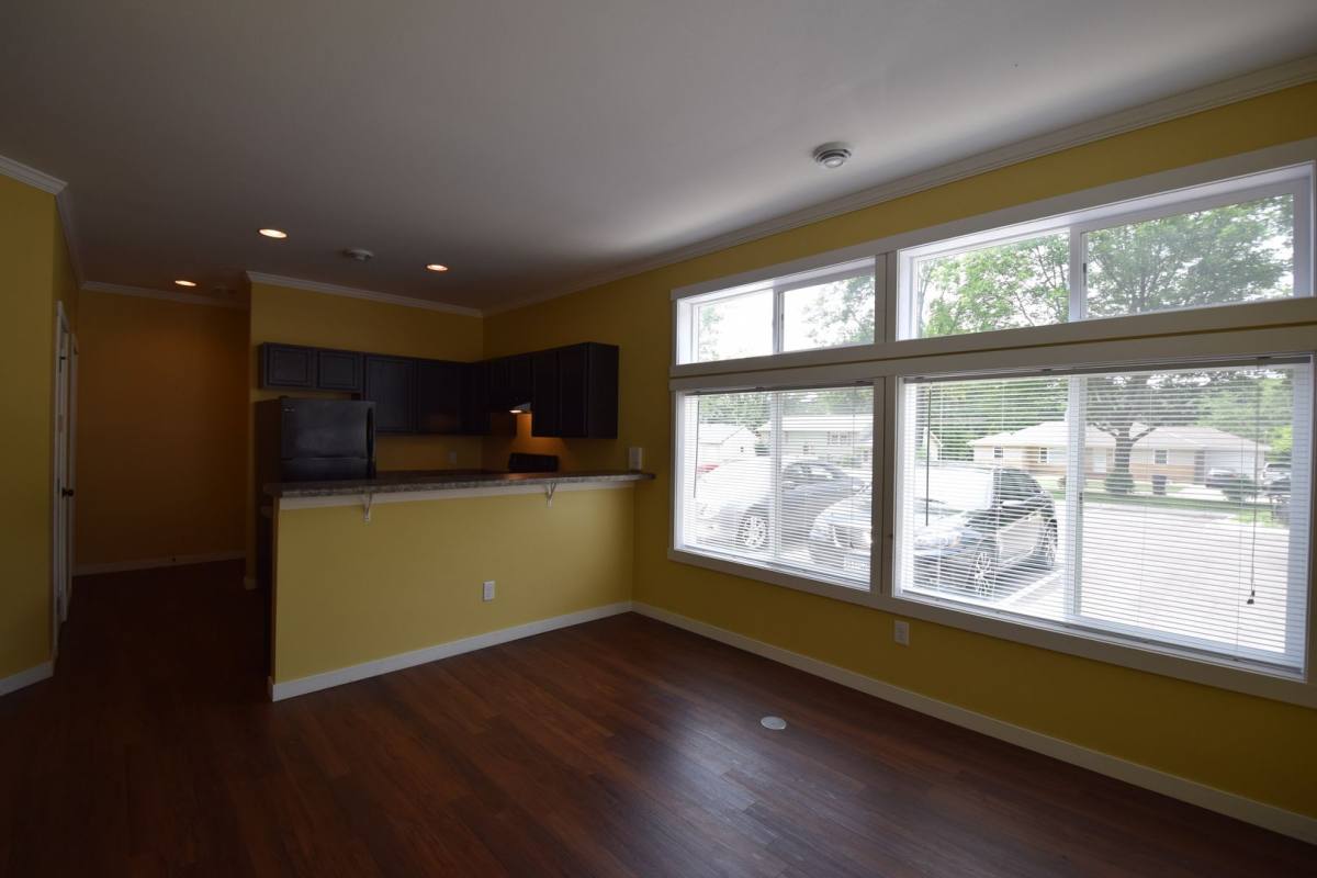 Apartment for rent at 422 James Ave, Mankato, MN 56001