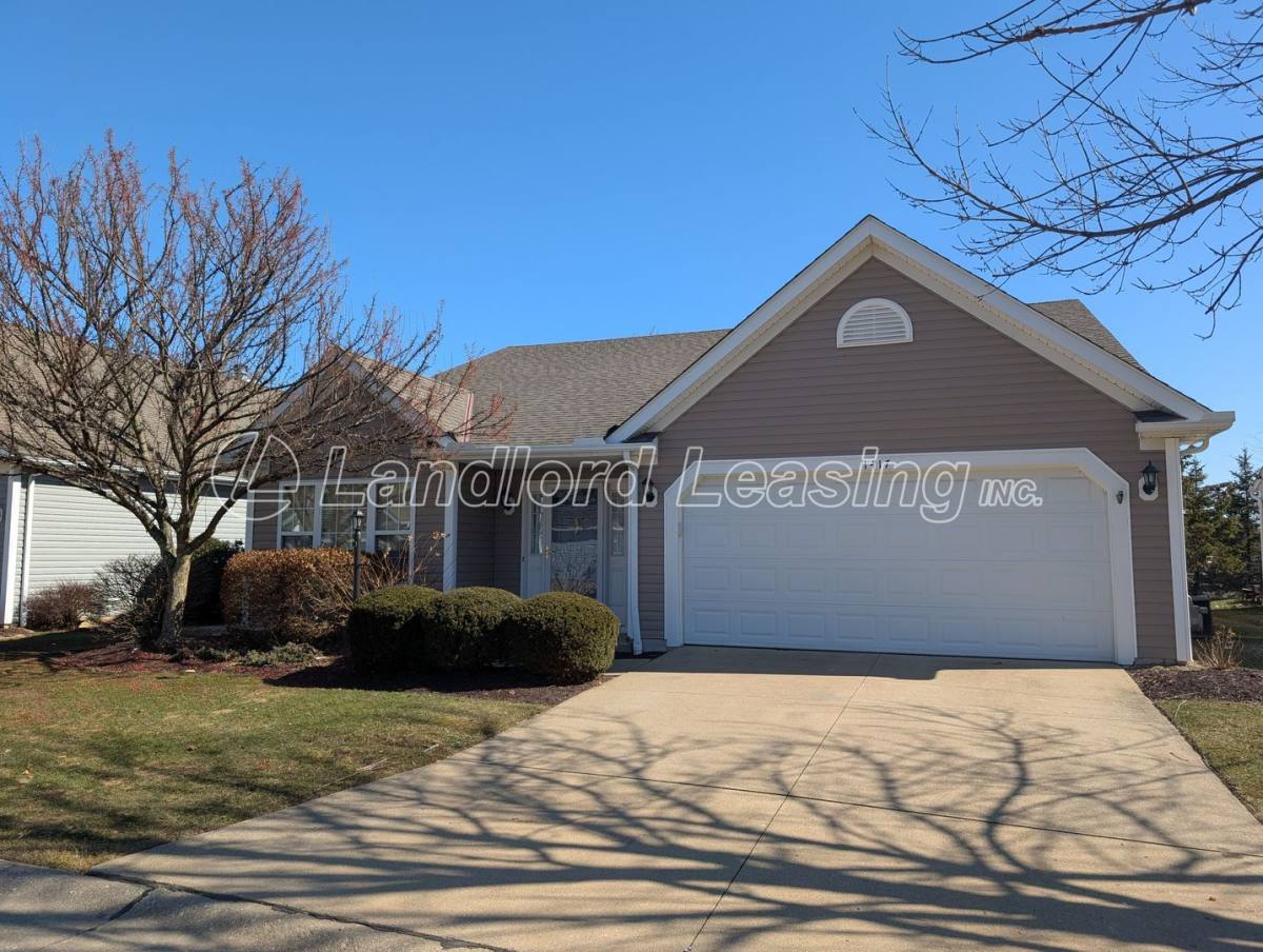 House for rent at 1417 Hollow Wood Lane, Avon, OH 44011