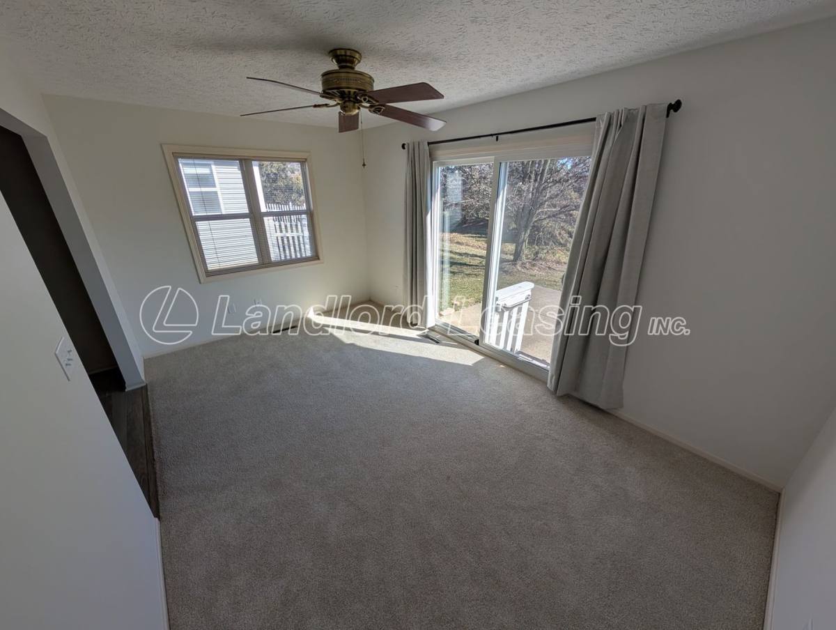 House for rent at 1417 Hollow Wood Lane, Avon, OH 44011