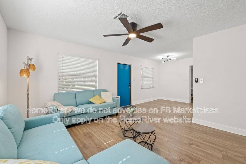 House for rent at 2700 13th St W, Palmetto, FL 34221