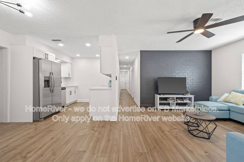 House for rent at 2700 13th St W, Palmetto, FL 34221