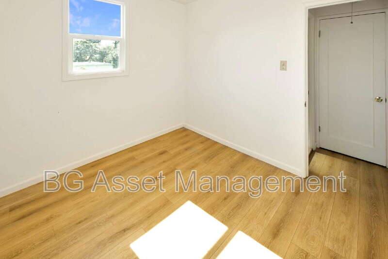 Apartment for rent at 2039 Macarthur Blvd #10, Oakland, CA 94602