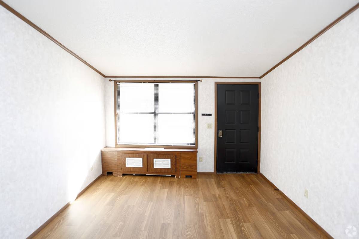 Apartment for rent at 3205 Brunswick St, Danville, IL 61832