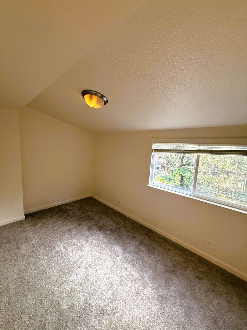 Apartment for rent at 17353 Park Ave, Sonoma, CA 95476
