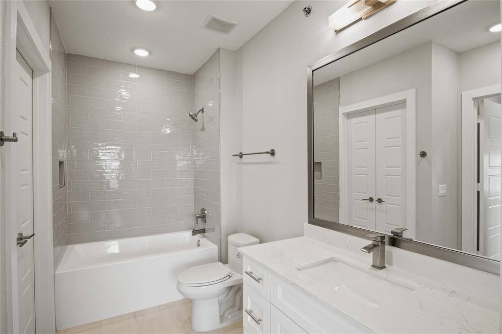Apartment for rent at 2721 Wingate St #206, Fort Worth, TX 76107