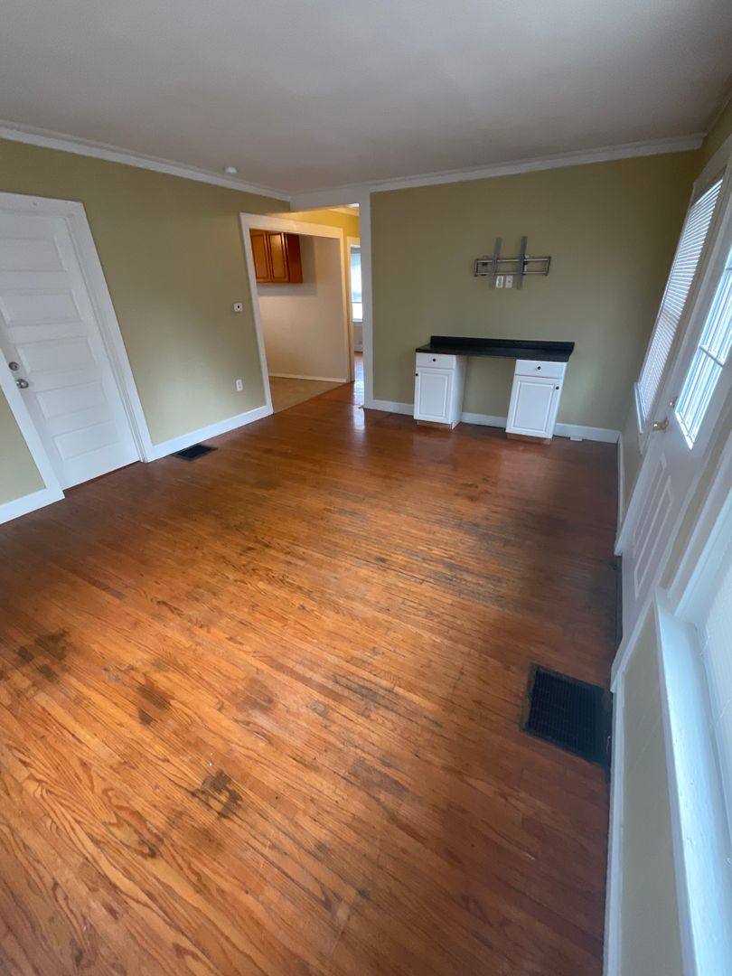 House for rent at 609 N Dunn St, Bloomington, IN 47408