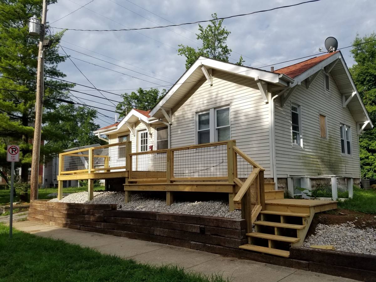 House for rent at 609 N Dunn St, Bloomington, IN 47408