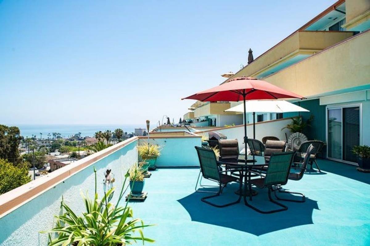 Apartment for rent at 333 N Kalorama St, Ventura, CA 93001