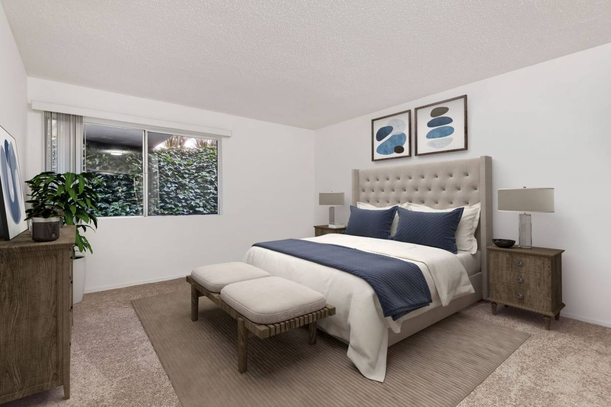 Apartment for rent at 333 N Kalorama St, Ventura, CA 93001