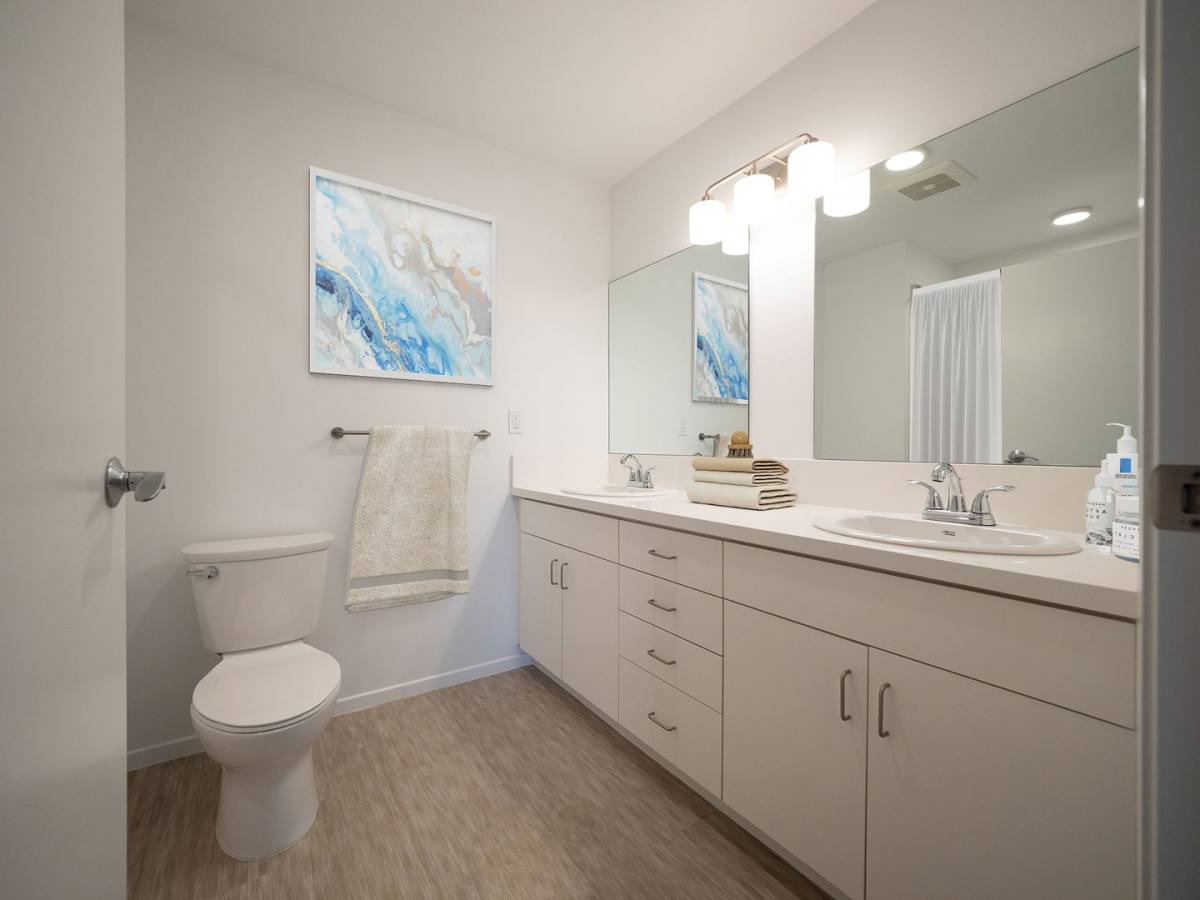 Apartment for rent at 333 N Kalorama St, Ventura, CA 93001