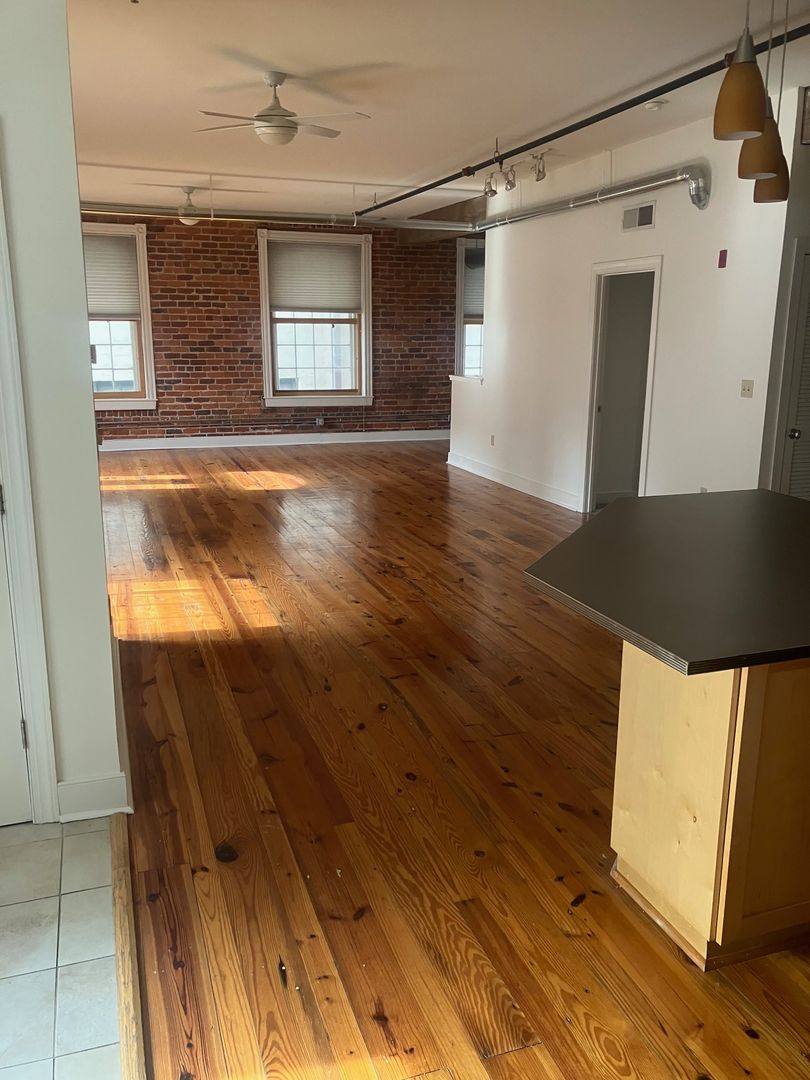 Apartment for rent at 11 S 21st St, Richmond, VA 23223
