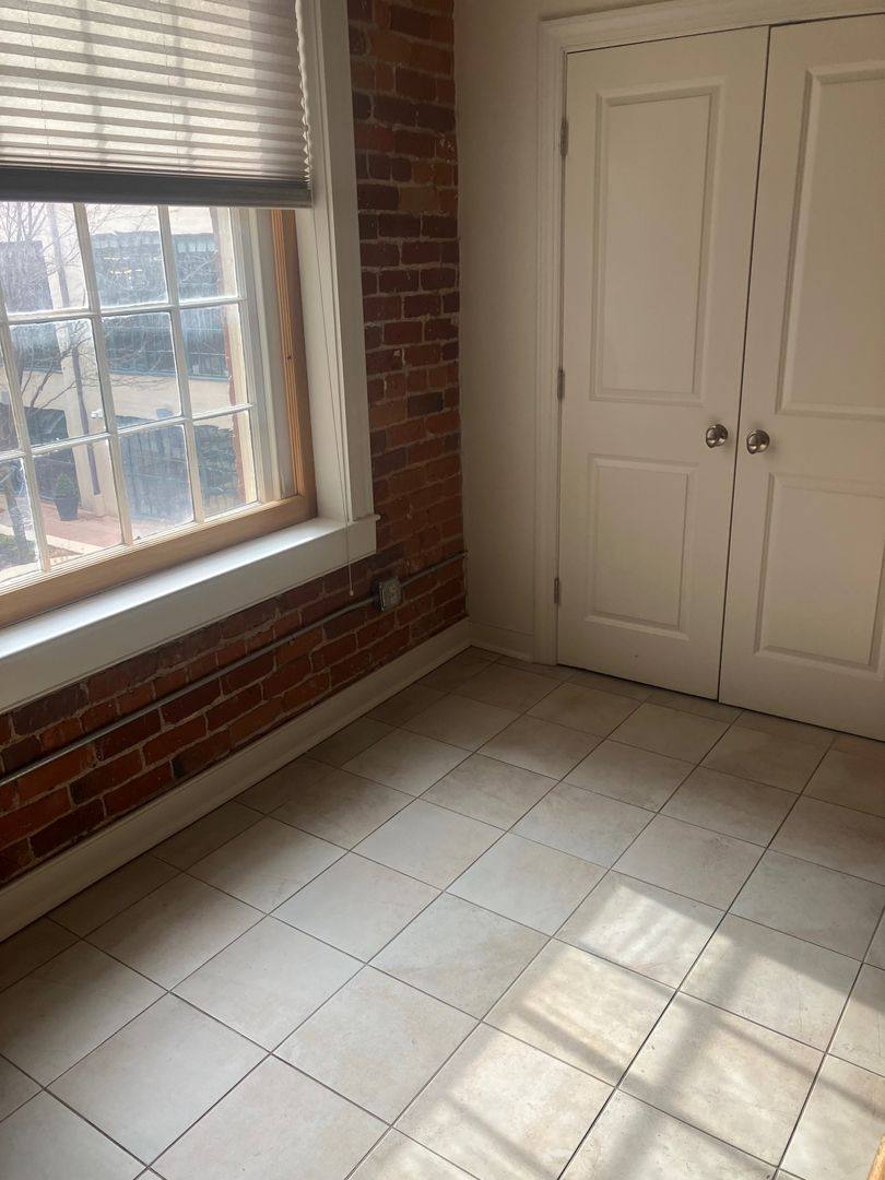 Apartment for rent at 11 S 21st St, Richmond, VA 23223