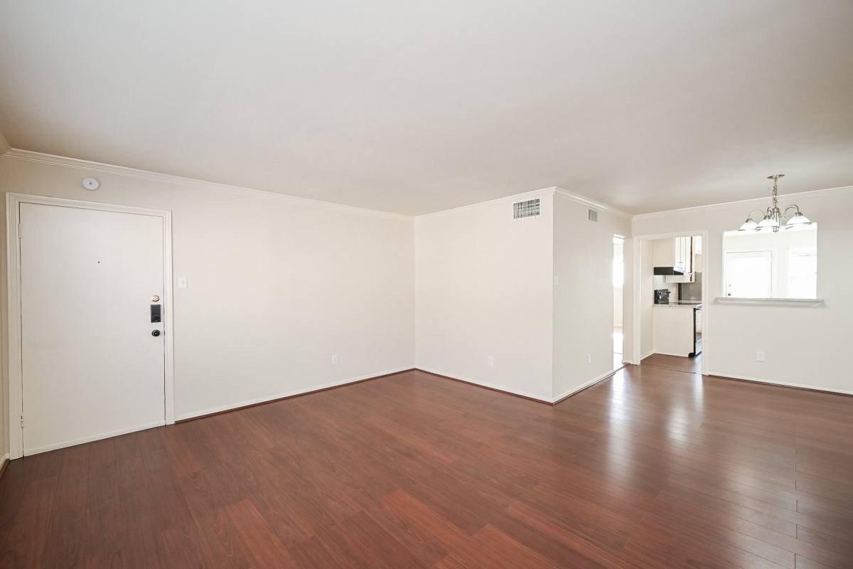 Condo for rent at 5230 Arboles Dr #4, Houston, TX 77035