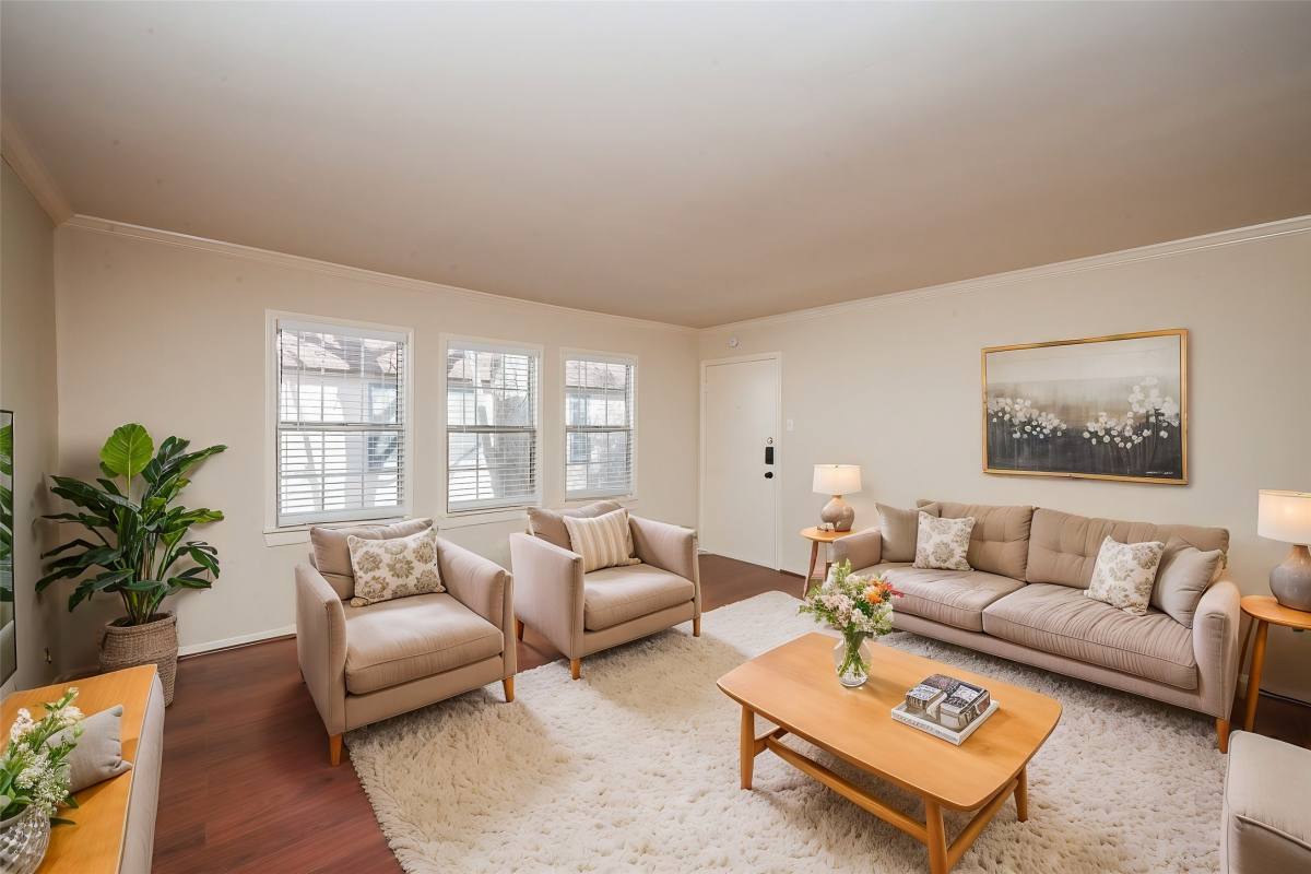 Condo for rent at 5230 Arboles Dr #4, Houston, TX 77035