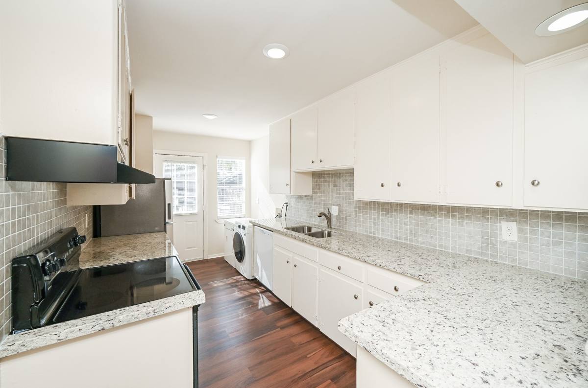 Condo for rent at 5230 Arboles Dr #4, Houston, TX 77035
